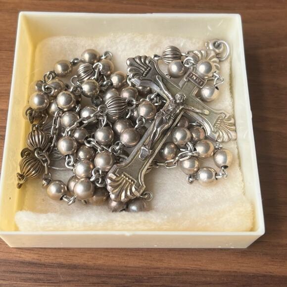 Vintage 1960s Hill Mark 925 STERLING Silver Rosary Bead Necklace Crucifix - Picture 15 of 16